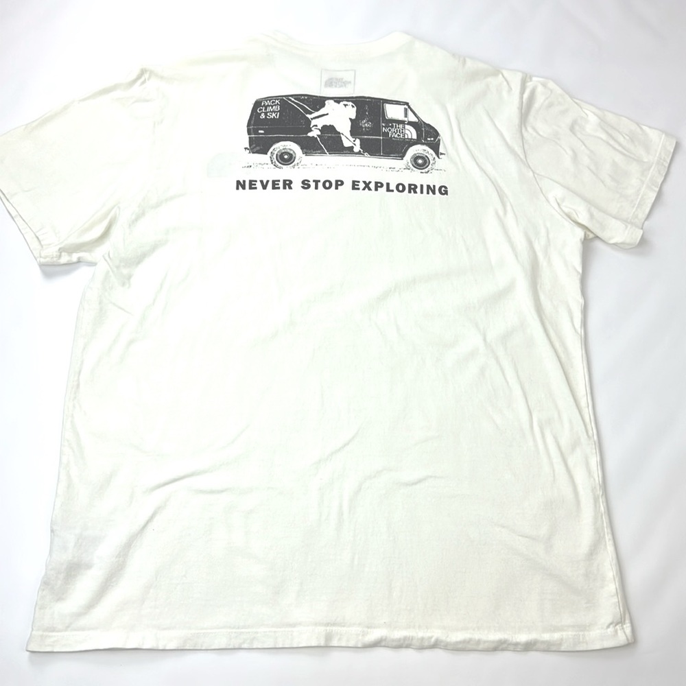 The North Face White T. Never Stop Exploring. XL.